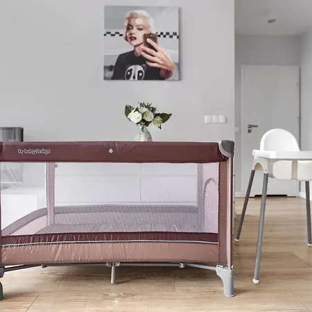 Margi Eos Apartament Large & Balcony アパート