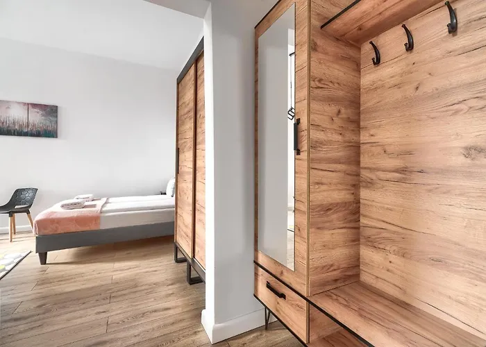 Margi Eos Apartament Large & Balcony *