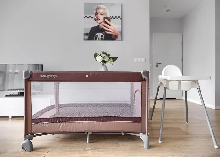 Margi Eos Apartament Large & Balcony Apartament